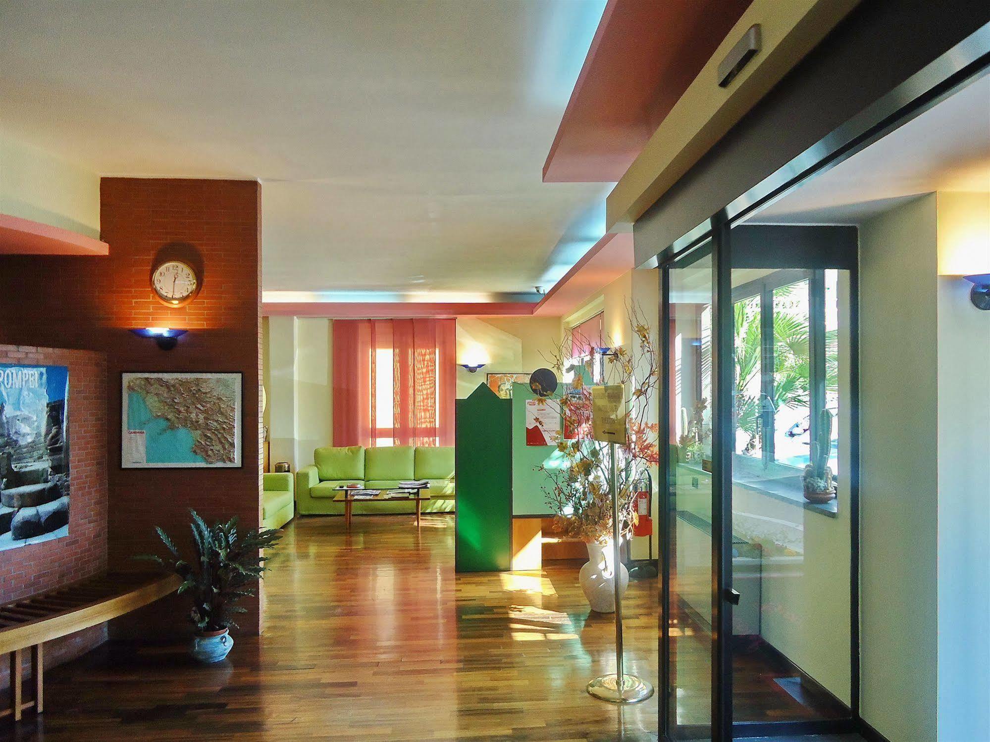Hotel Giovanna Помпеи Экстерьер фото