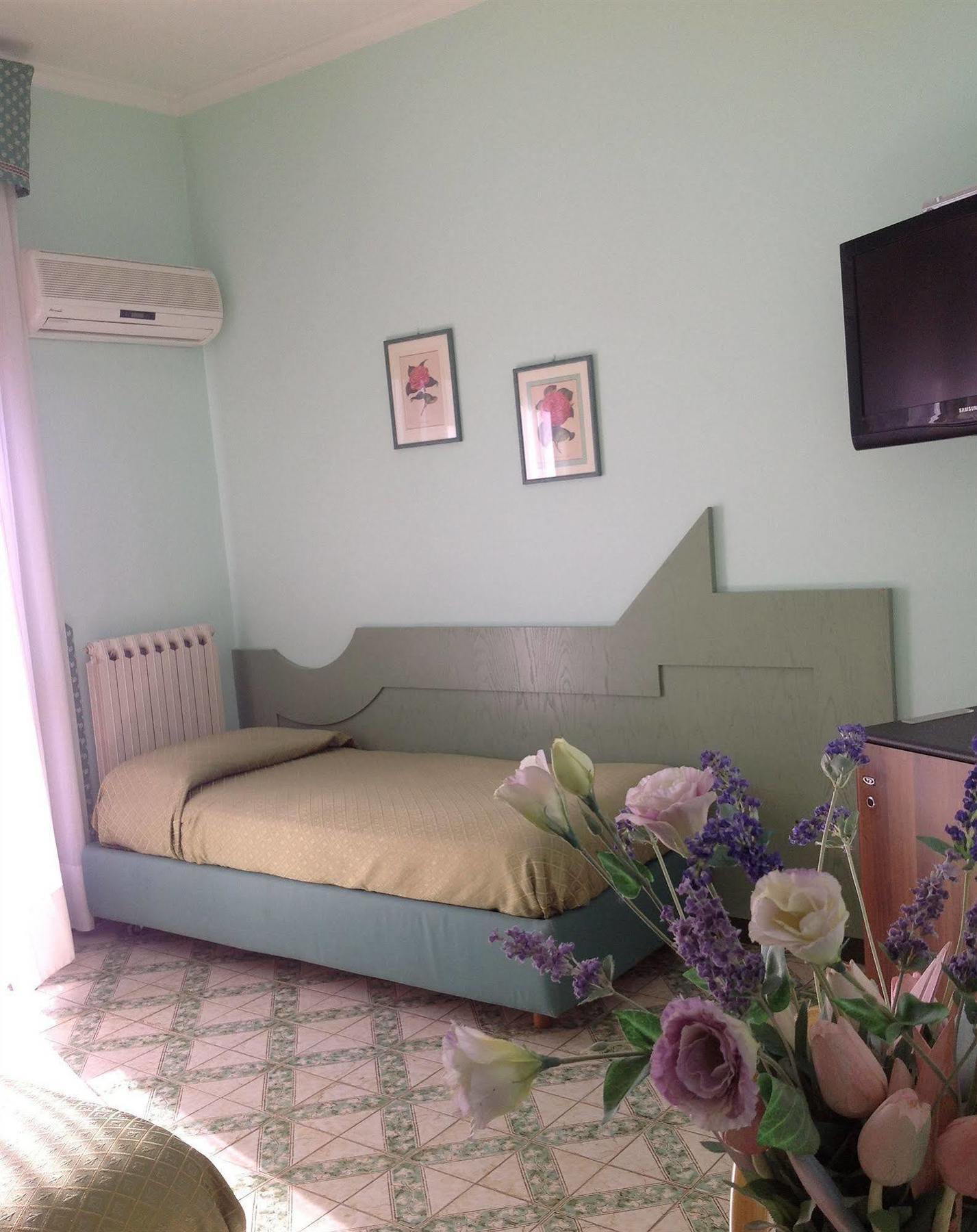 Hotel Giovanna Помпеи Экстерьер фото