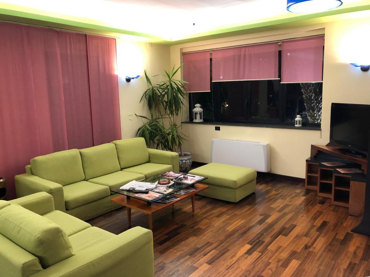 Hotel Giovanna Помпеи Экстерьер фото